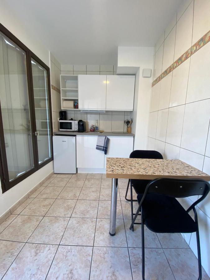 Apartament Chez K - Studio - Proche Centre - Parking Sainte-Savine Zewnętrze zdjęcie